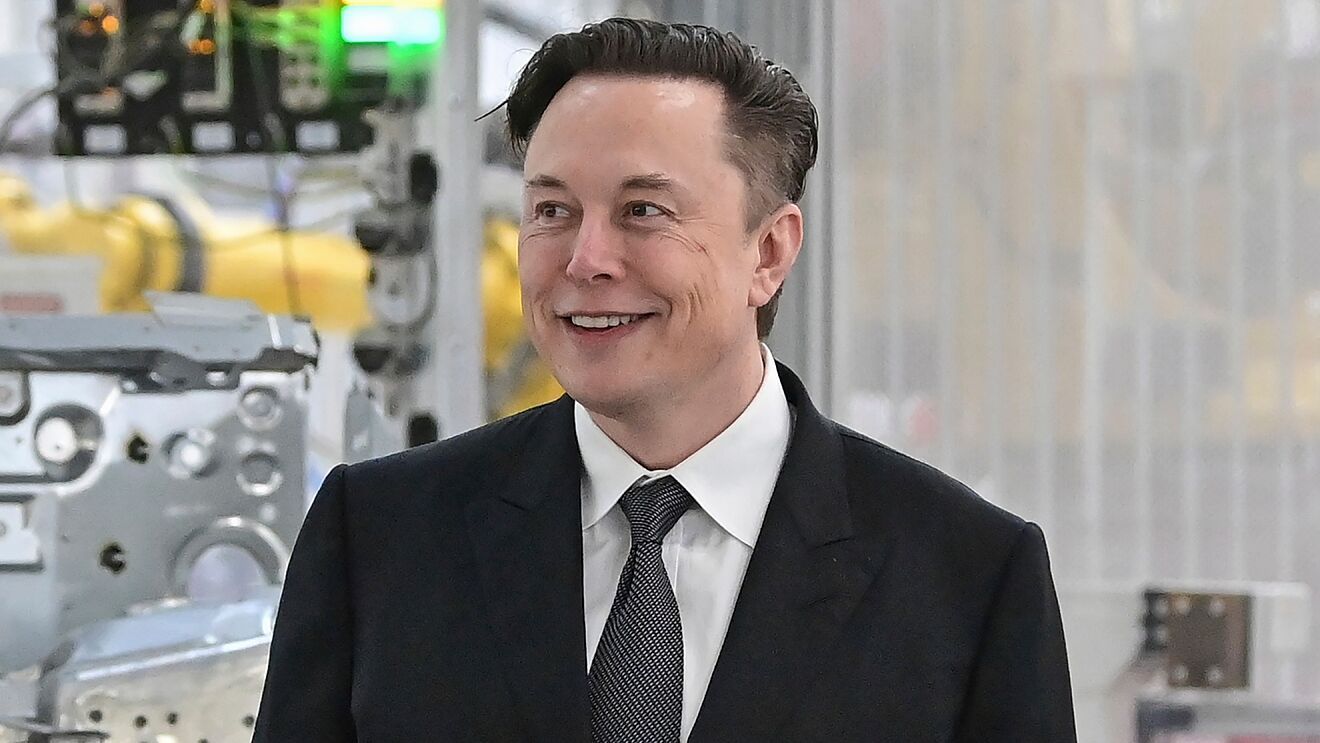 La compra de Twitter por Elon Musk en cinco actos