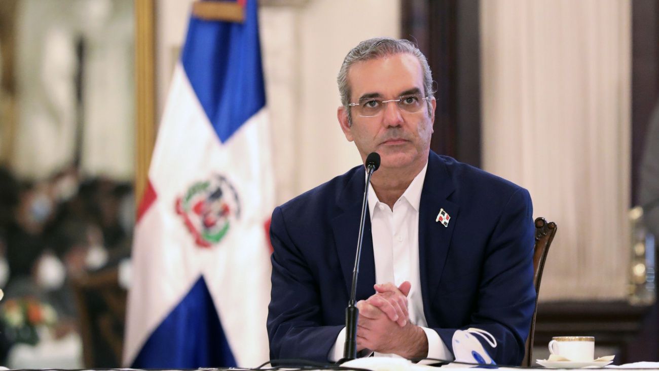 El presidente Luis Abinader promulga la Ley de Extinción de Dominio en RD
