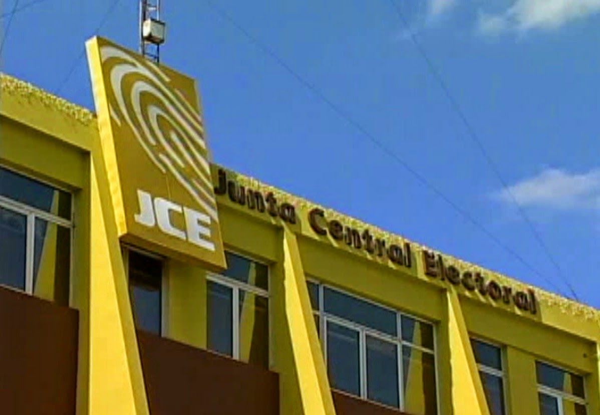 PLD EN RD, NO HACKEO EQUIPOS DE JCE, SE CONECTO A UNA IMPRESORA