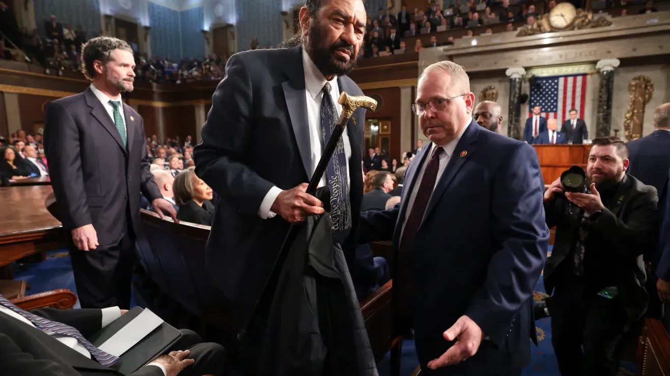 Al Green, rep. de Texas fue expulsado por interrumpir a Donald Trump