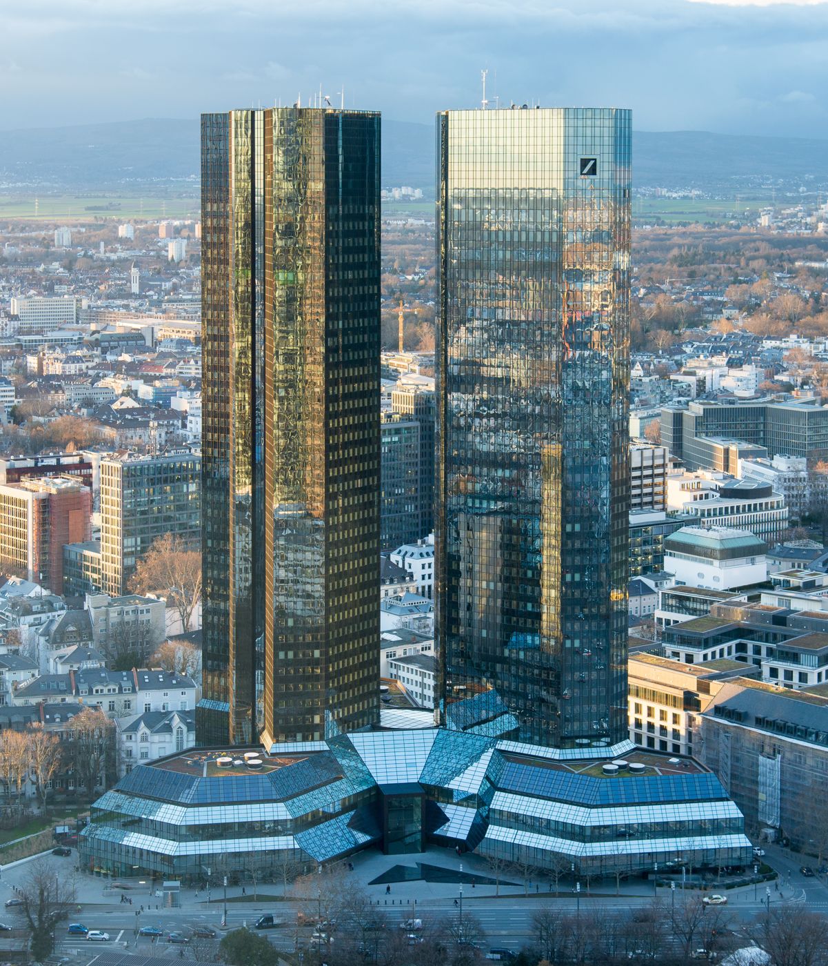Deutsche Bank: la inteligencia artificial recorta a minutos decisiones de crédito corporativo que tomaban semanas