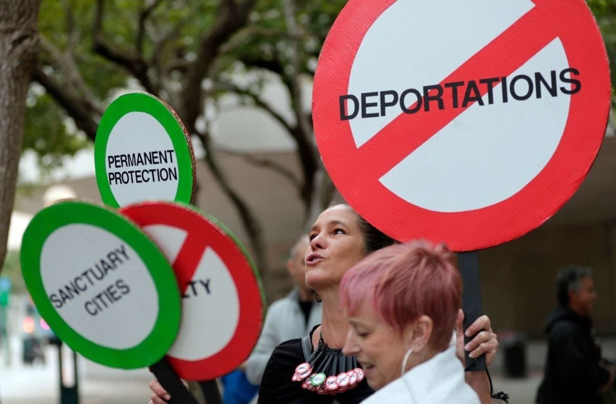 U.S.: DHS keeps TPS for Ukrainians and Sudanese while it decides the program's future
