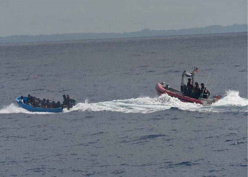 República Dominicana: Guardia Costera de EE. UU. repatria a 63 migrantes haitianos y dominicanos interceptados en el Pasaje de la Mona