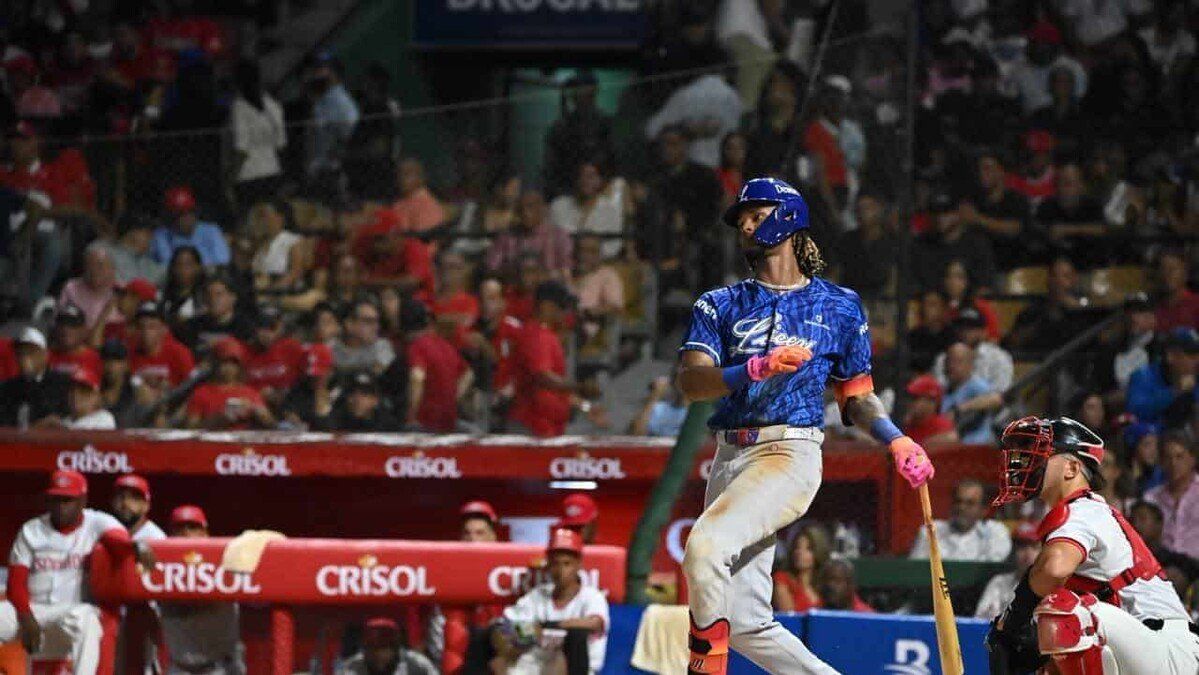 Licey aplasta 14-1 a los Gigantes del Cibao con dos jonrones de Kevin Alcántara
